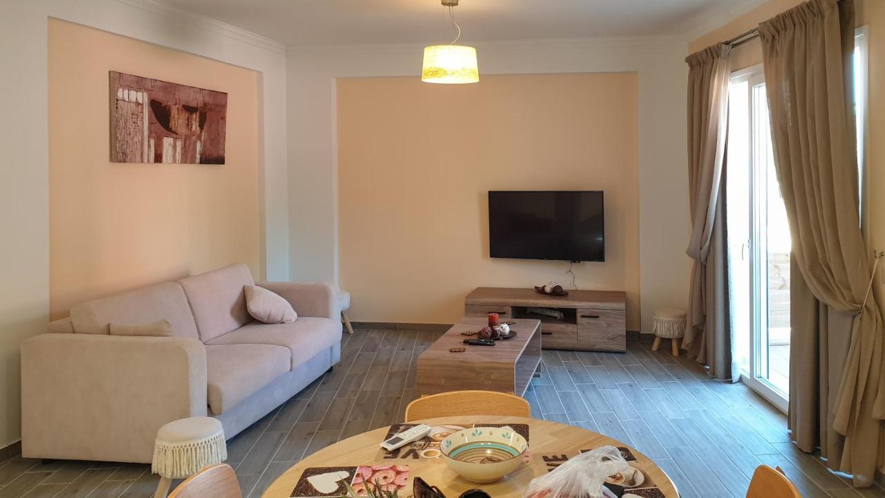 Helen Apartments & Studios Агиос Стефанос Экстерьер фото