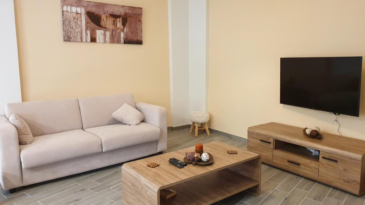 Helen Apartments & Studios Агиос Стефанос Экстерьер фото