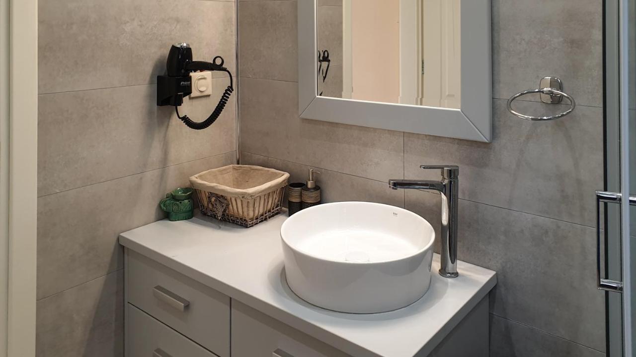 Helen Apartments & Studios Агиос Стефанос Экстерьер фото