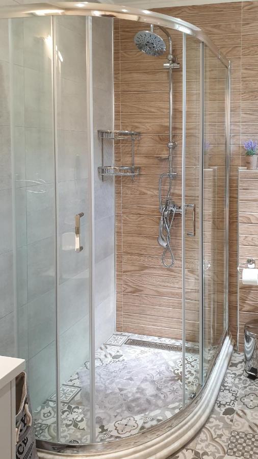 Helen Apartments & Studios Агиос Стефанос Экстерьер фото