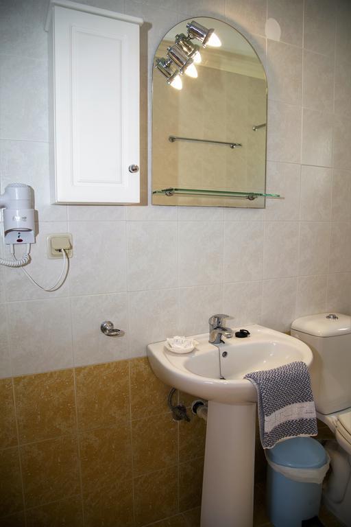 Helen Apartments & Studios Агиос Стефанос Экстерьер фото