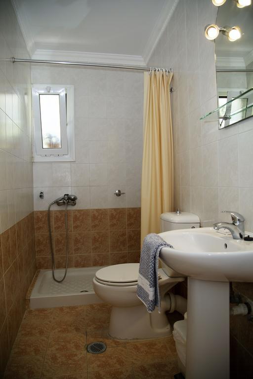 Helen Apartments & Studios Агиос Стефанос Экстерьер фото